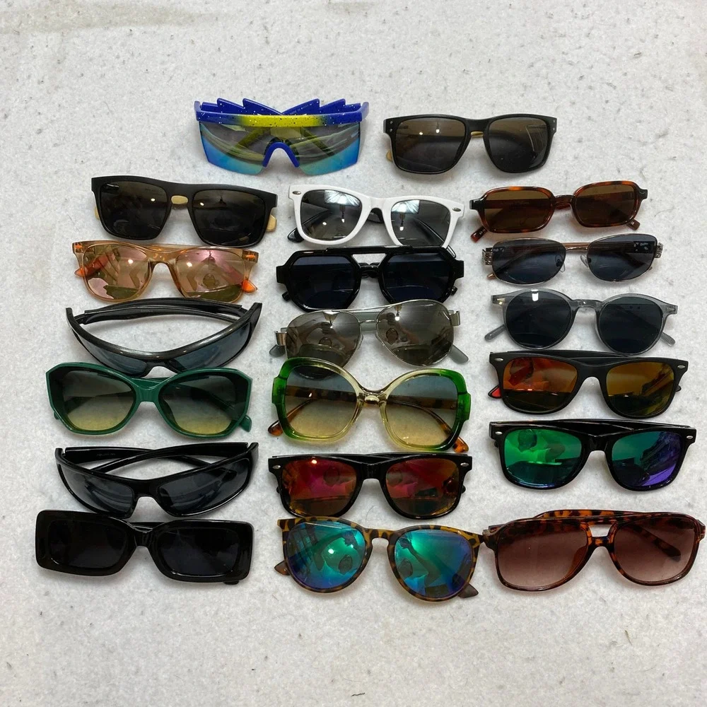 Lot Of 20 Unbranded Sunglasses Unisex OS Multicolor Mixed Style Pairs Bundle